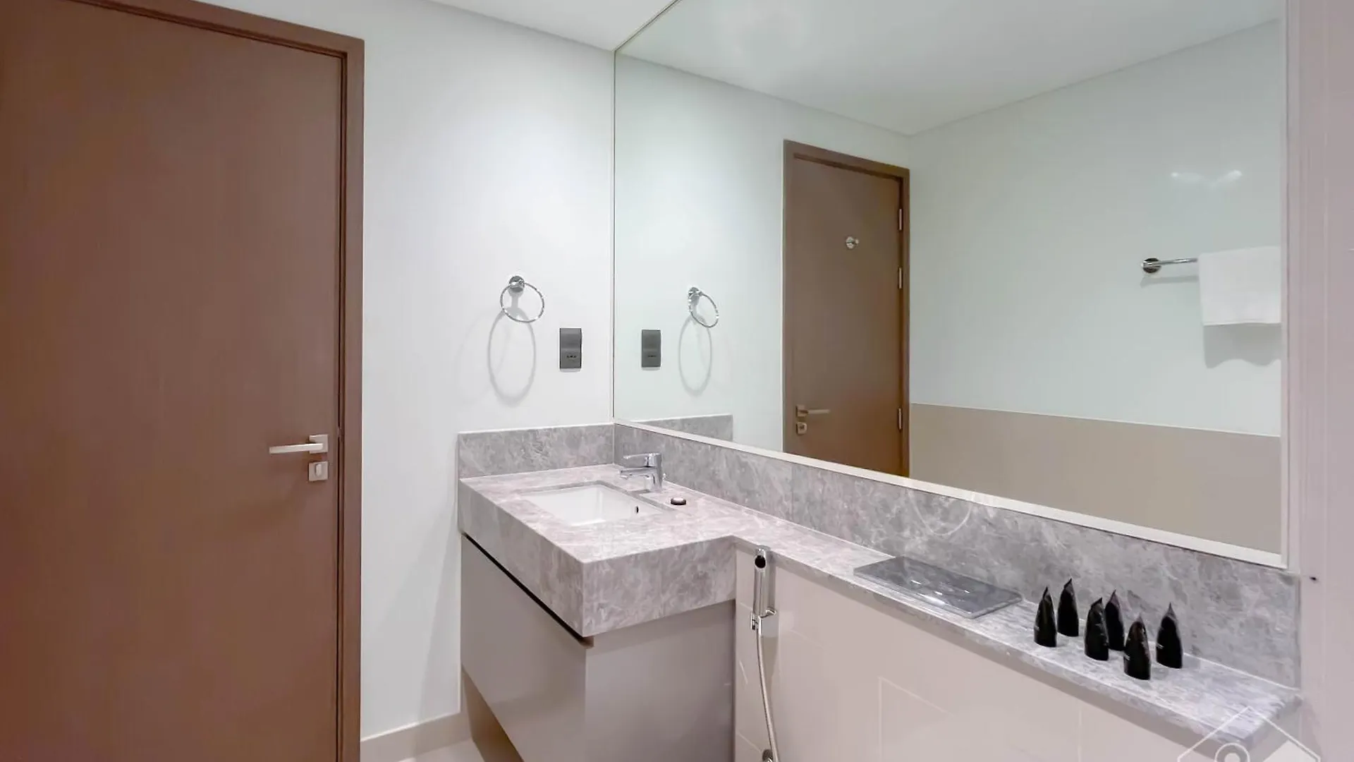شقة Luxurious 1B With Breathtaking Views Downtown دبي 0*,  الإمارات العربية المتحدة