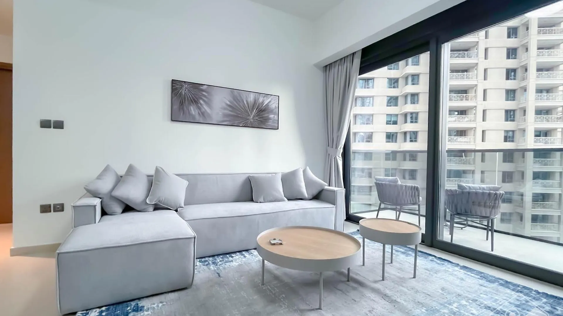 Luxurious 1B With Breathtaking Views Downtown Apartment Dubai